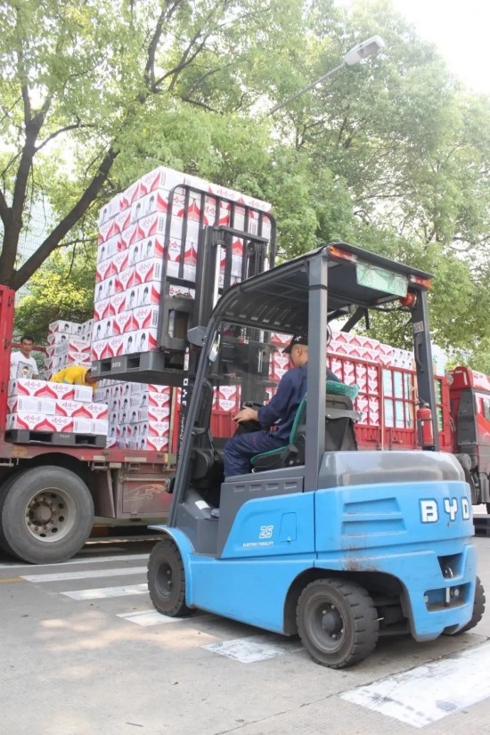 電動叉車PK內燃叉車優勢在哪？